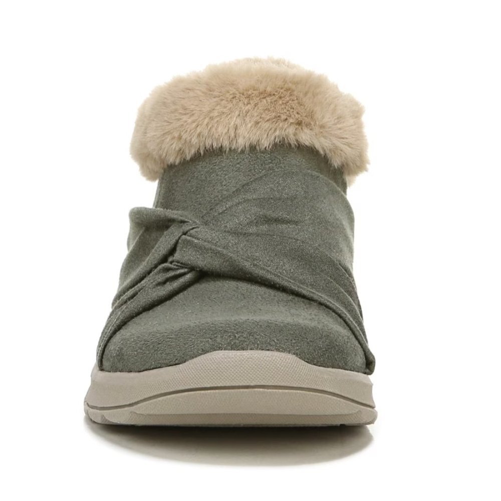 Bzees Women's Genie Slip On - Picture 10 of 12